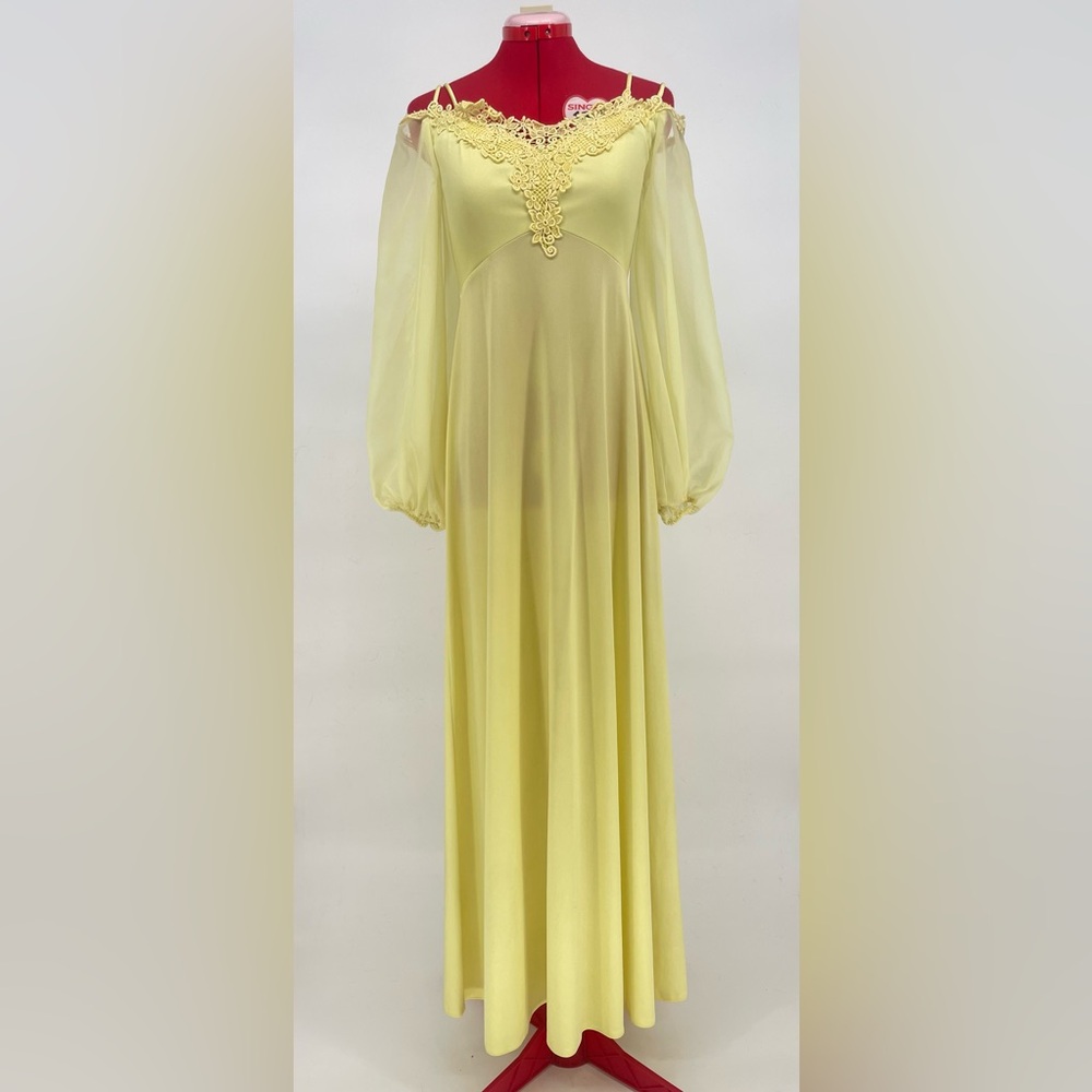 1960s / 1970s Yellow Long-sleeve Maxi Bridesmaid Dress With Lacey Appliqué